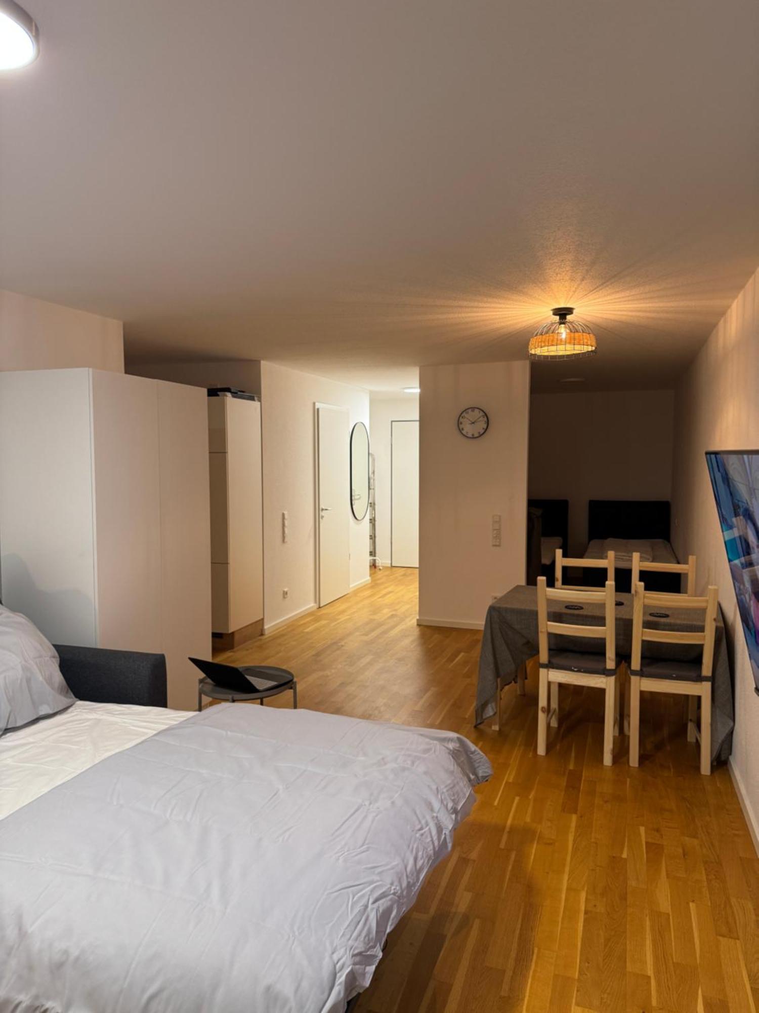 Barrierefreie Im Herzen Der Stadt Mit Parkplatz, Wifi Und Tv - Emma Apartment