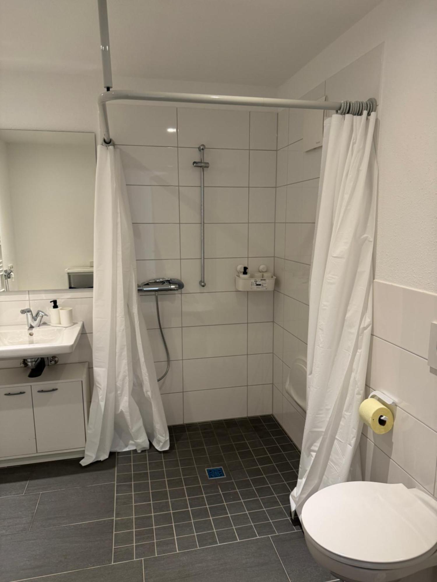 Apartment Barrierefreie Im Herzen Der Stadt Mit Parkplatz, Wifi Und Tv - Emma *